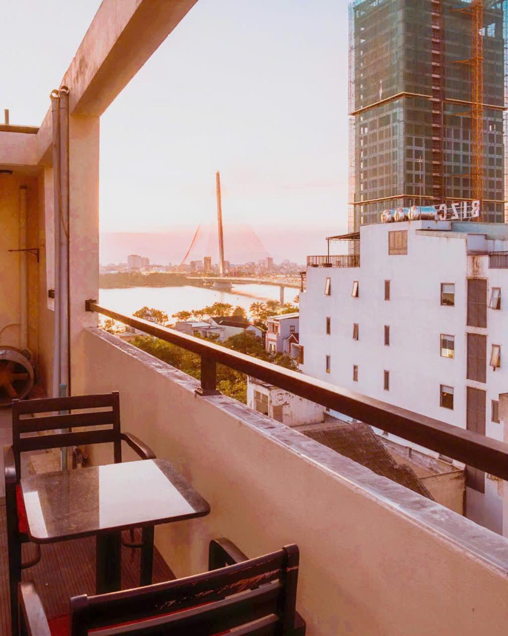 Snite Riverside Aparthotel *